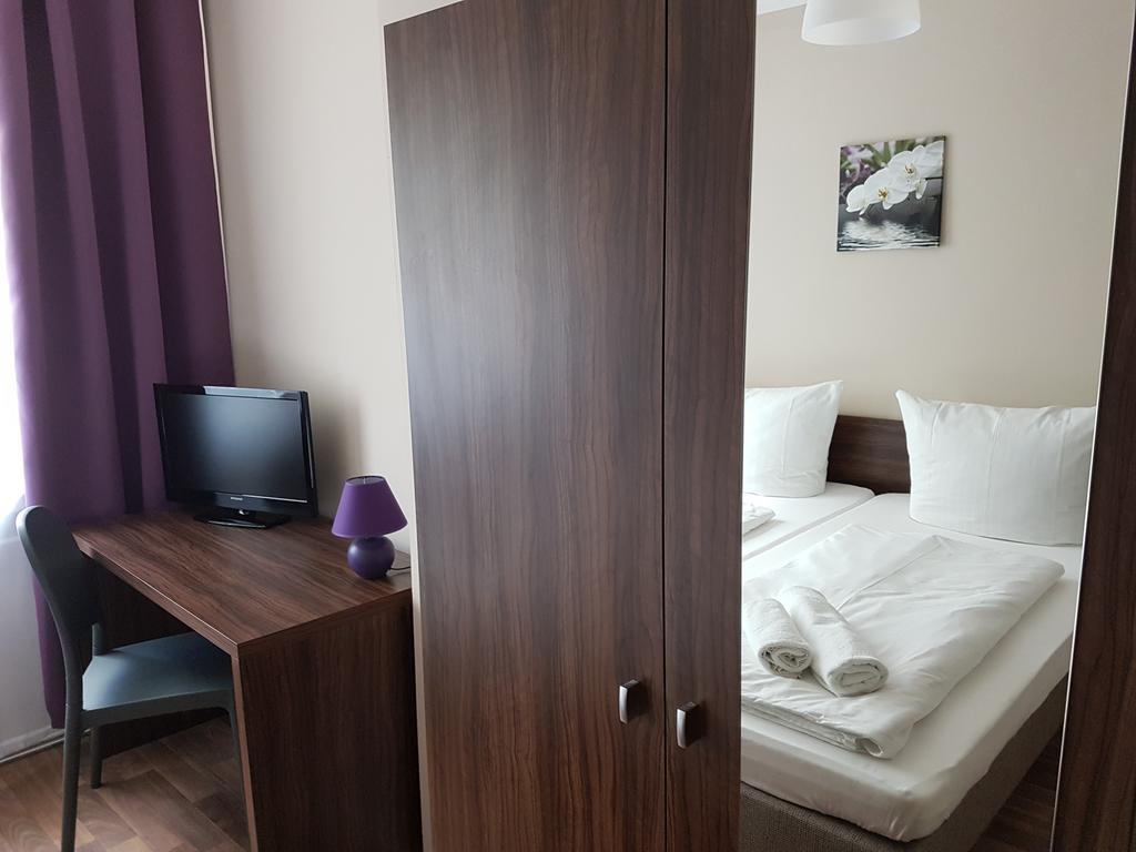 Pension Reiter Berlin Extérieur photo